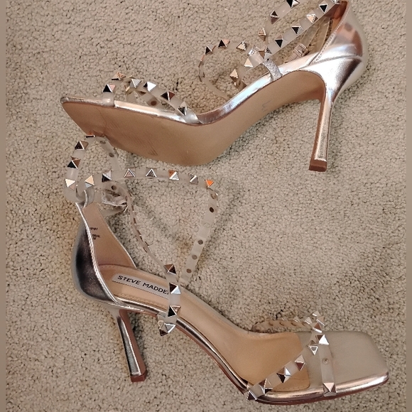 Steve Madden Women’s Clear Stap Heels studded - Picture 4 of 6
